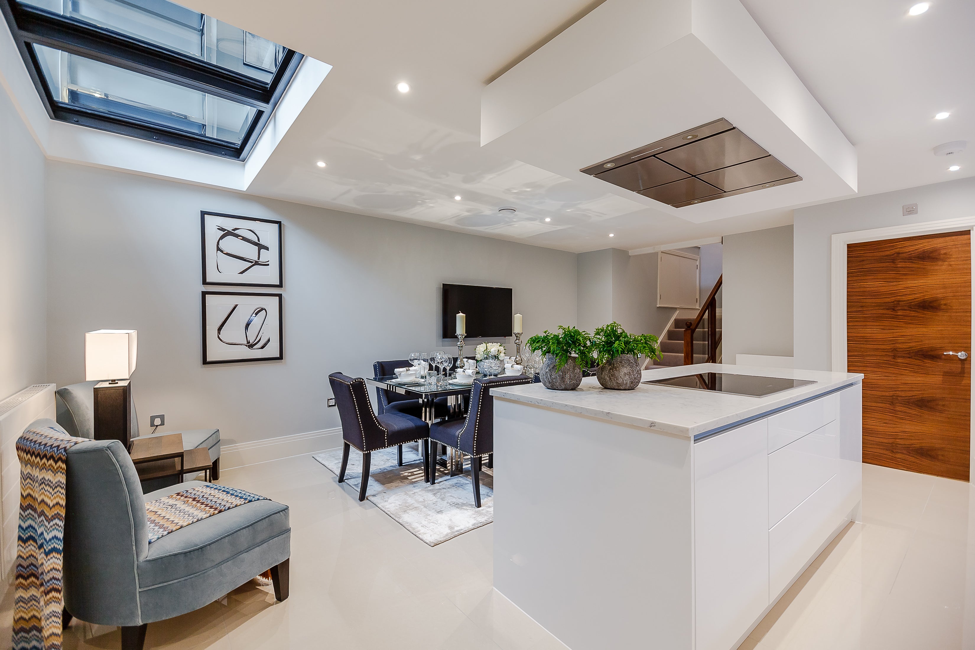 Flat Rainville Road in Greater London