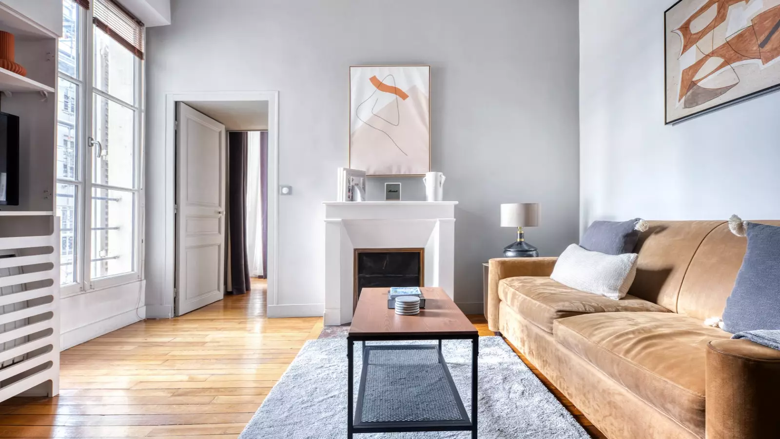 Flat Rue Villehardouin in Paris