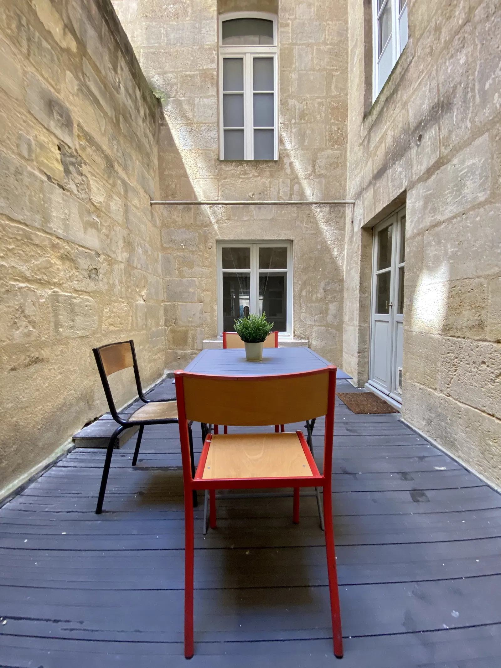 Appartement Rue Robert Caumont à Bordeaux