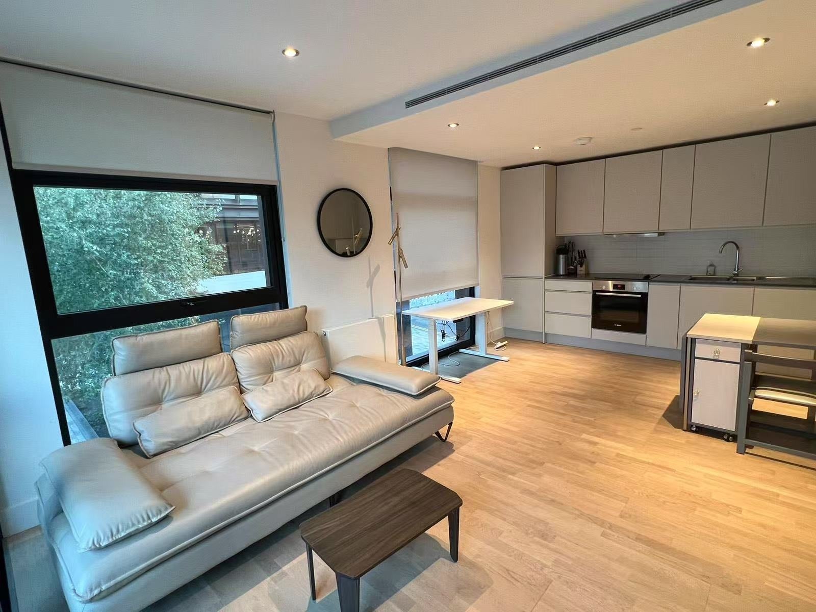 Flat Bowl Court in London
