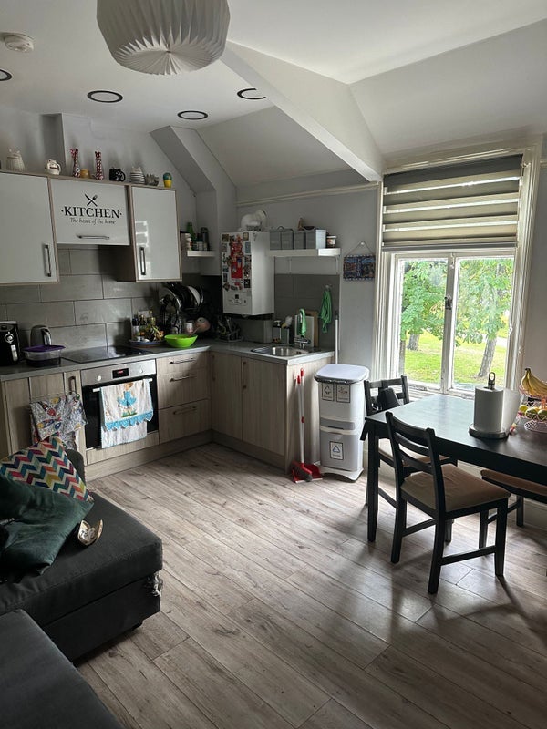 Room Stuart Crescent in Greater London