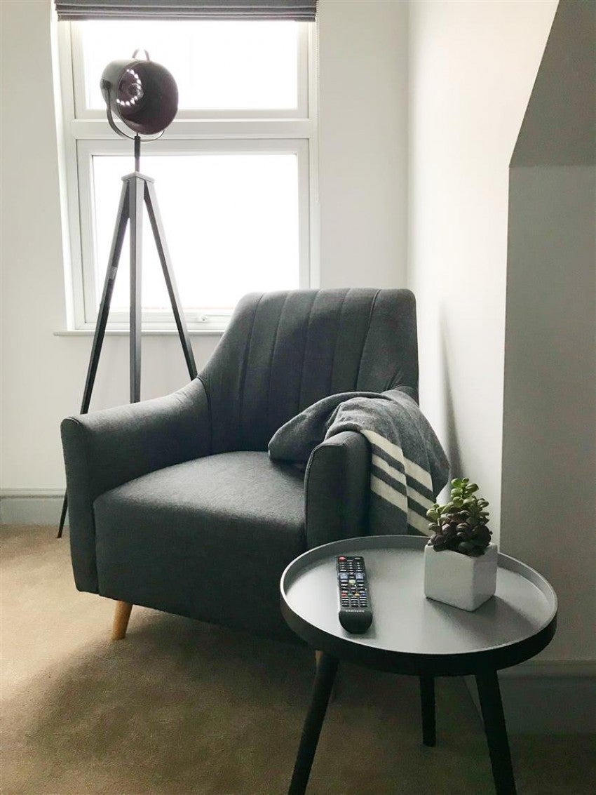 Room Vastern Road in Reading
