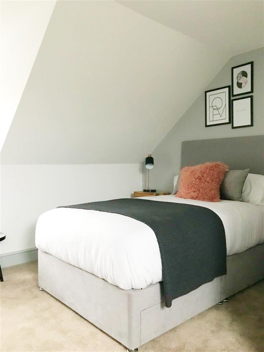 Room Vastern Road in Reading