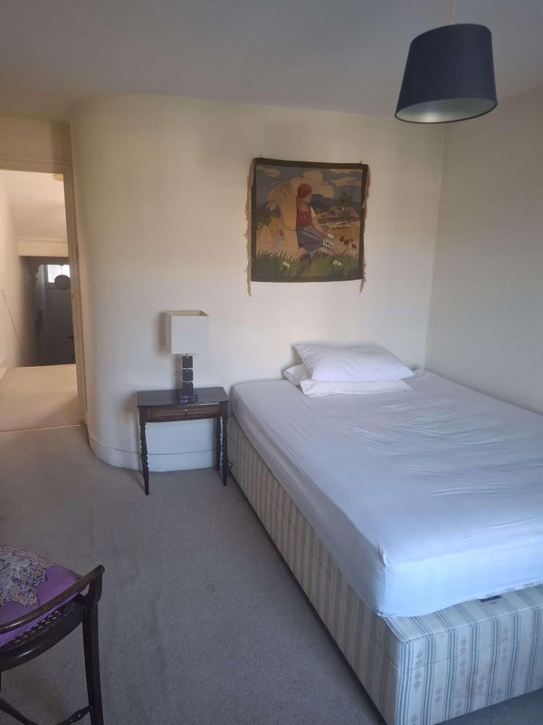 Room Cromford Road in Greater London