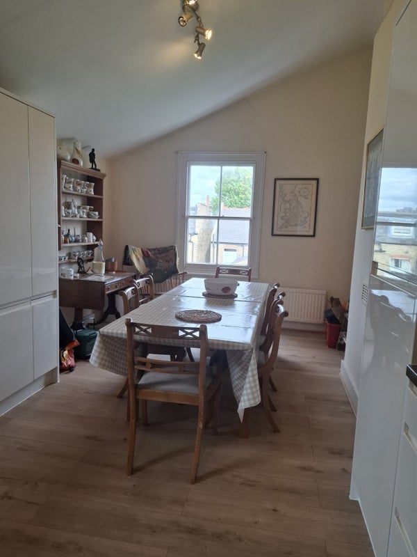 Room Cromford Road in Greater London
