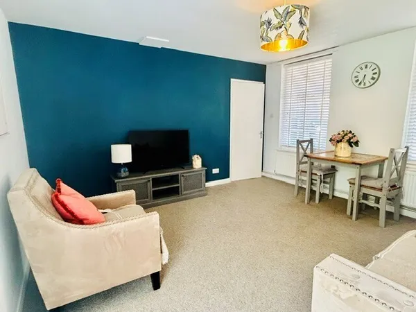 Flat Morland Drive in Tunbridge Wells