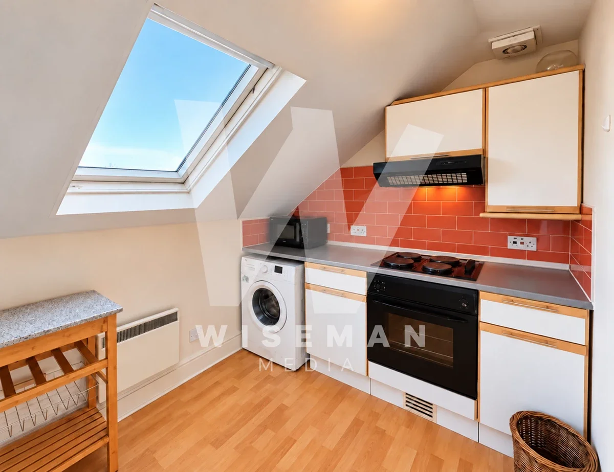 Flat Caledonian Road in Greater London