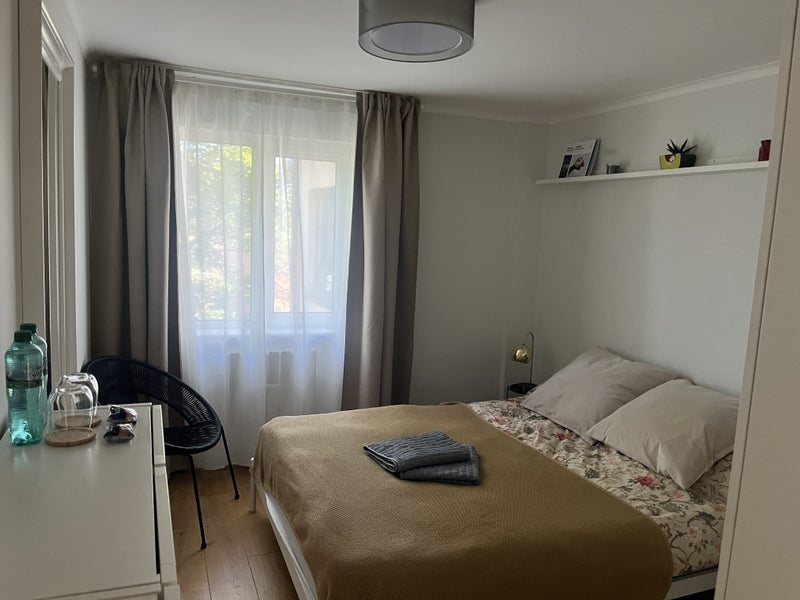 Room Granton Road in City of Edinburgh