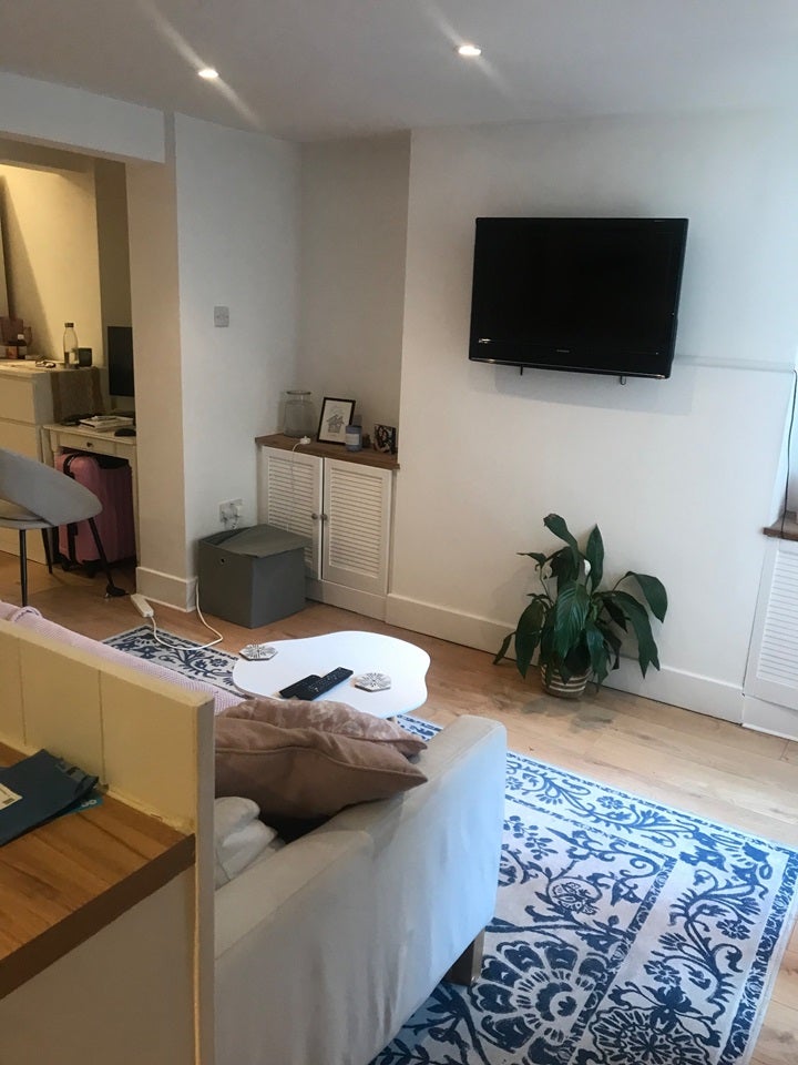 Flat Battersea Rise in Greater London