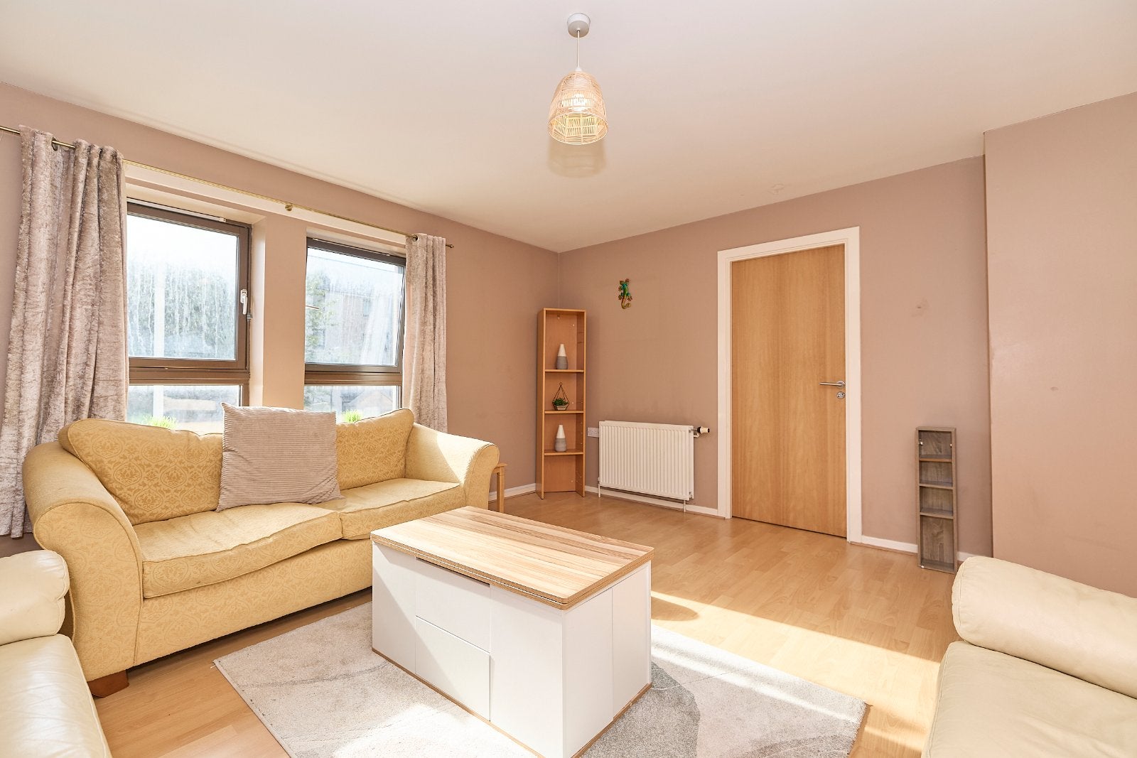Flat Ardarroch Close in Aberdeen City