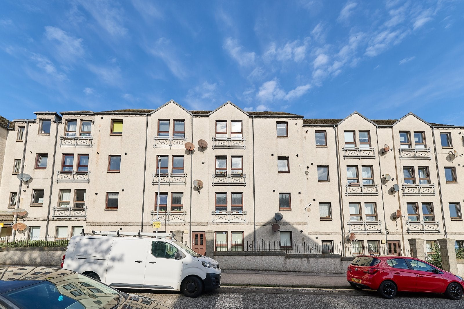 Flat Ardarroch Close in Aberdeen City