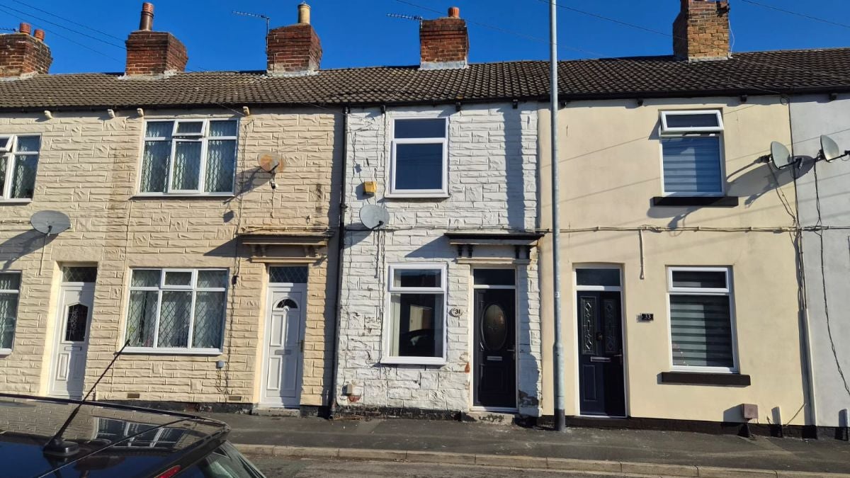 House Pontefract Road in Barnsley
