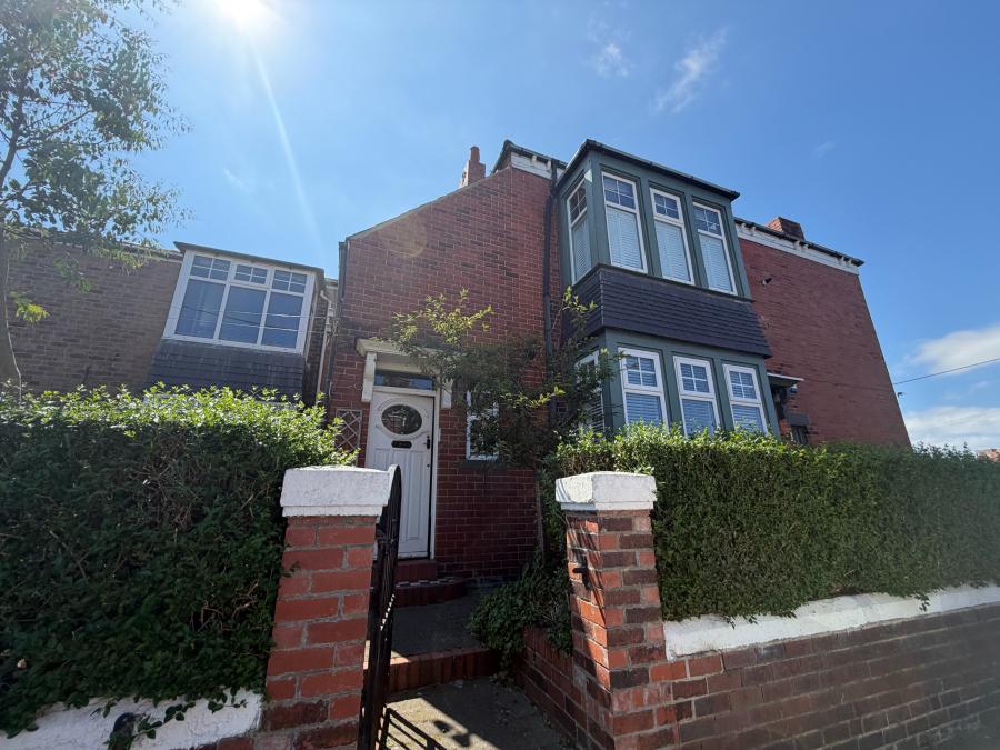 Flat Maureen Terrace in Seaham