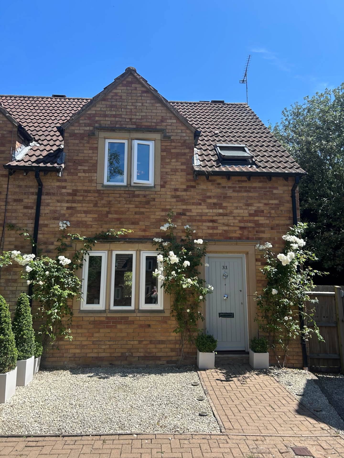 House Byre Crescent in Harborough