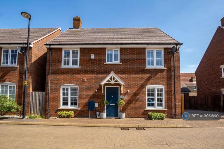 House Avocet Road in Wixams