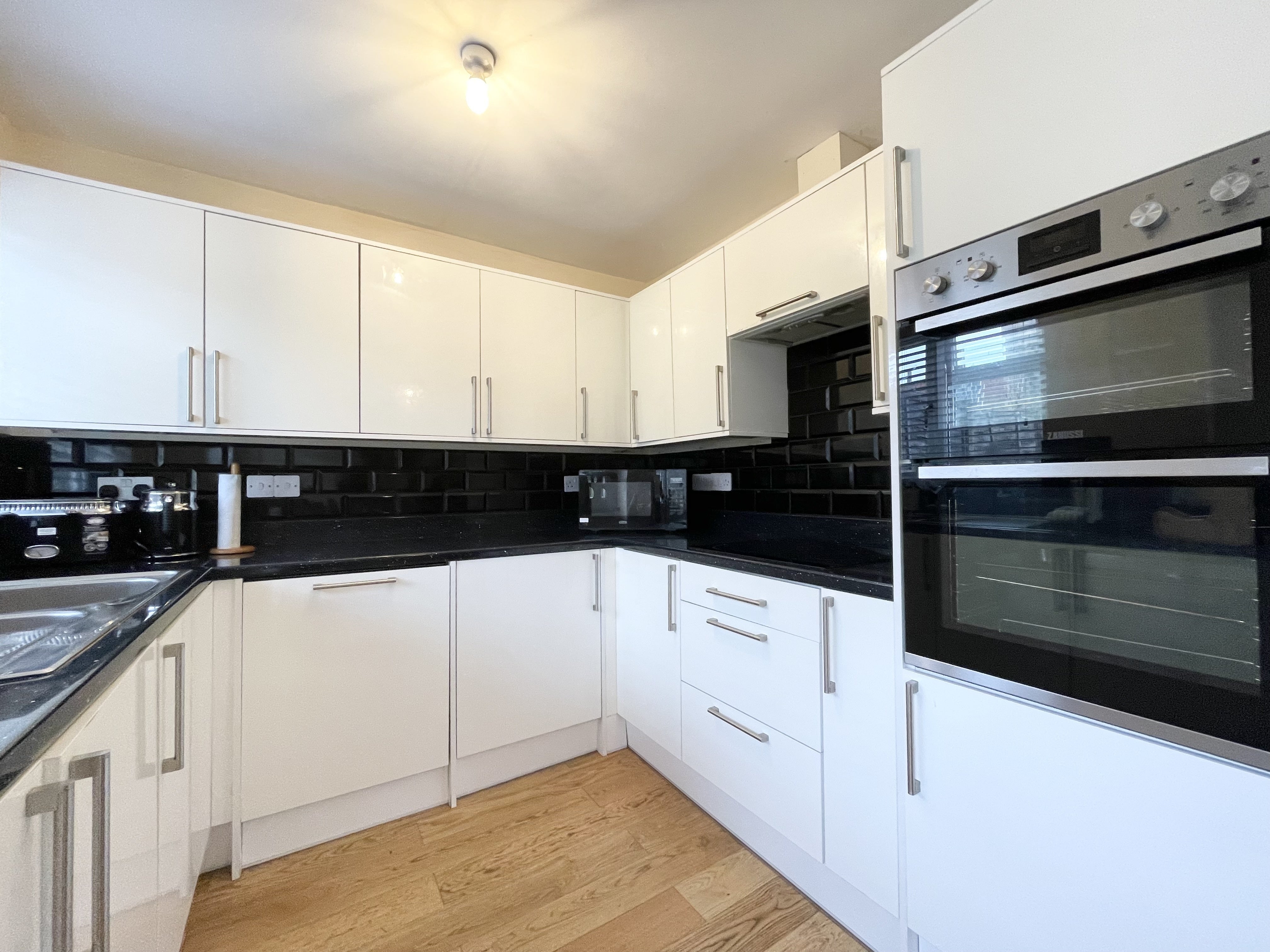 Flat Cowslip Close in Ipswich