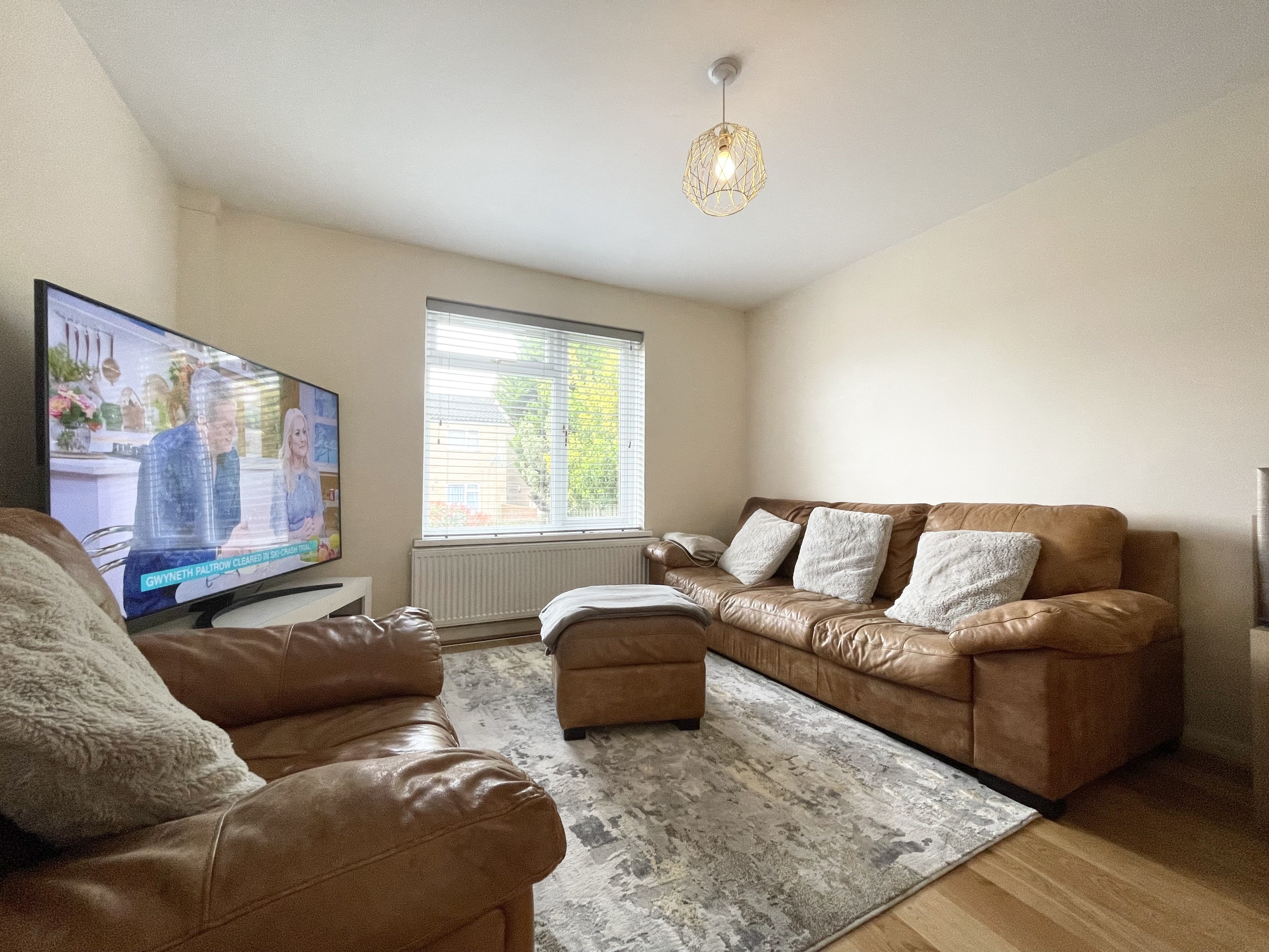 Flat Cowslip Close in Ipswich