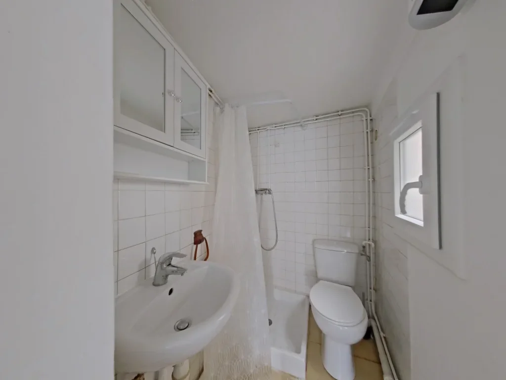 Flat Rue Séverine in Le Kremlin-Bicêtre