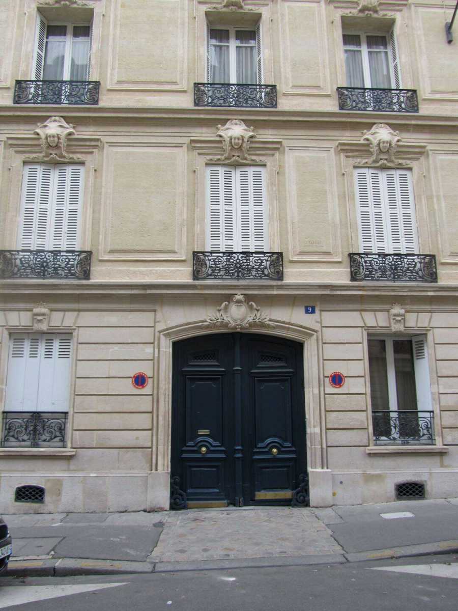 Appartement Rue Bayard à Paris