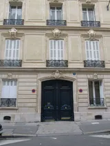 Appartement Rue Bayard à Paris