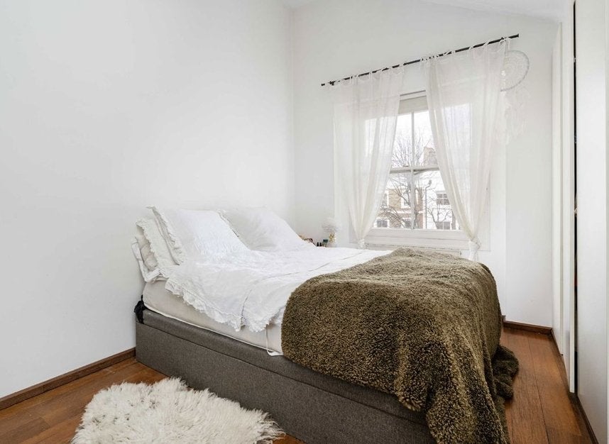 Flat Moorhouse Road in City of Westminster