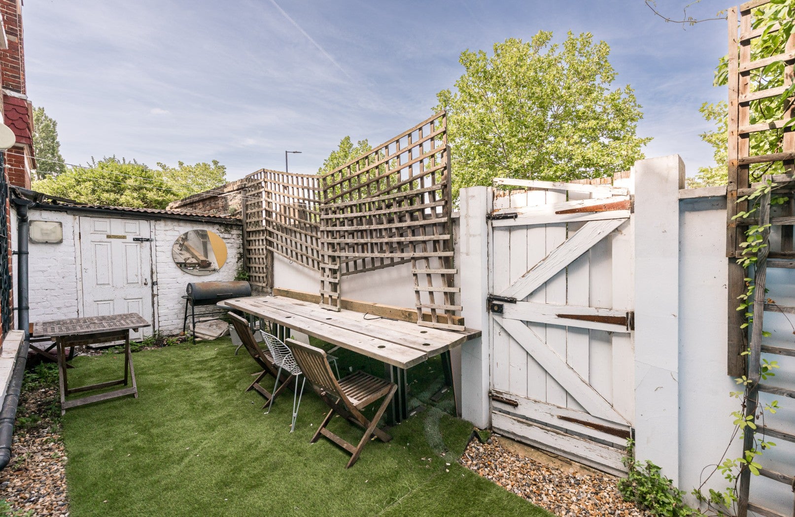 House Lewin Road in Greater London