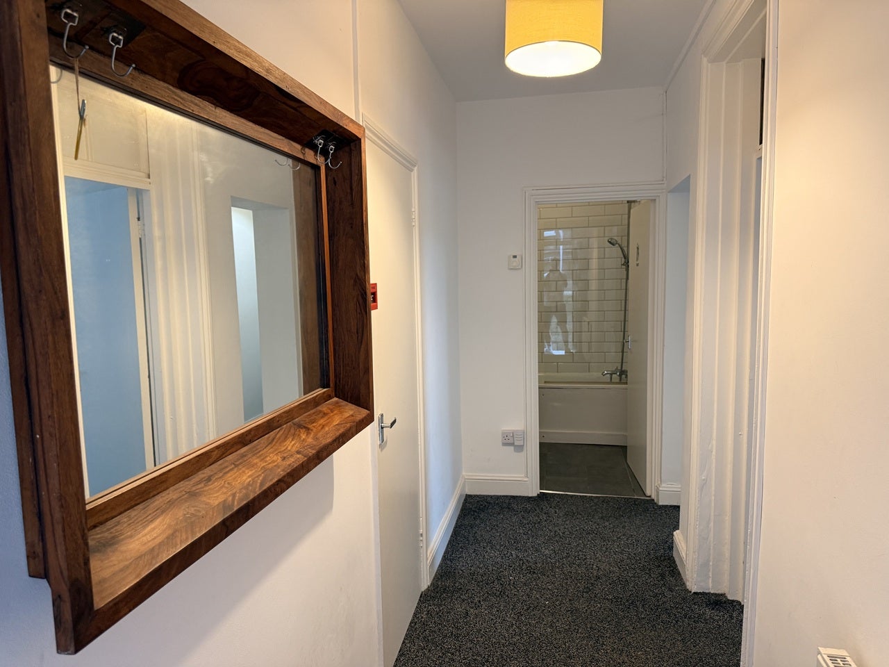 Flat Lancaster Road in Greater London