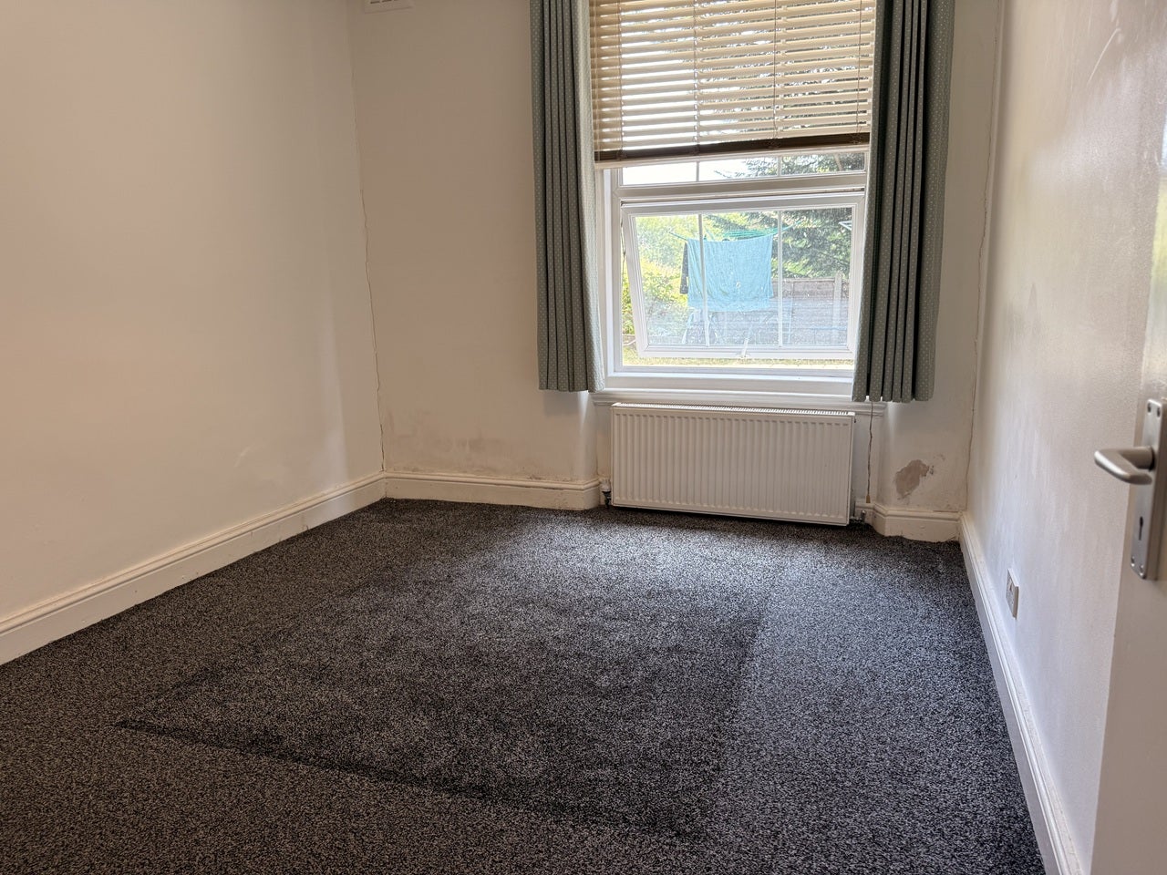 Flat Lancaster Road in Greater London