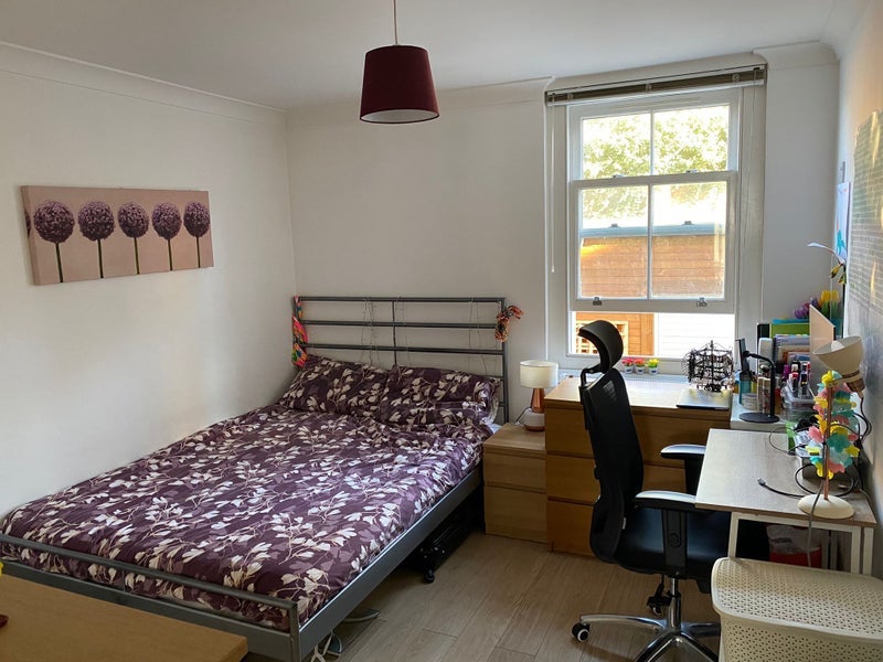 Flat Brixton Road in Greater London