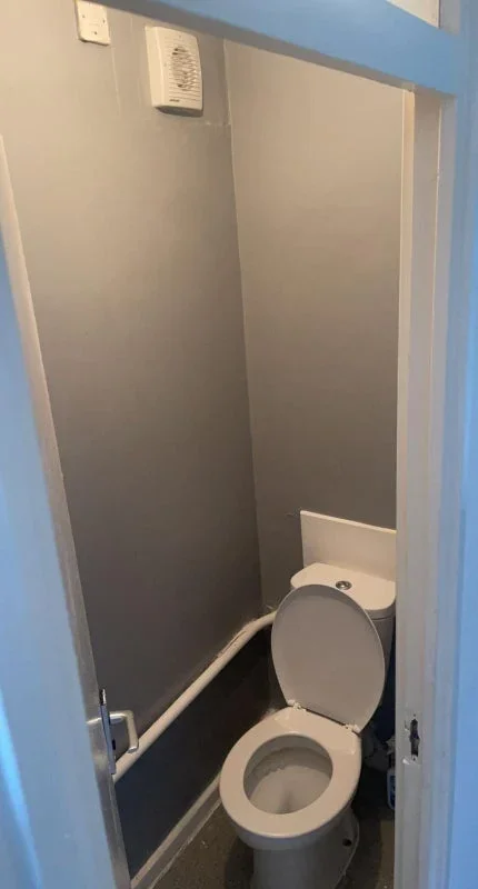 Room Manor Way in Hertsmere