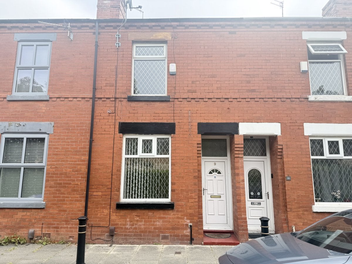 House Claremont Street in Failsworth