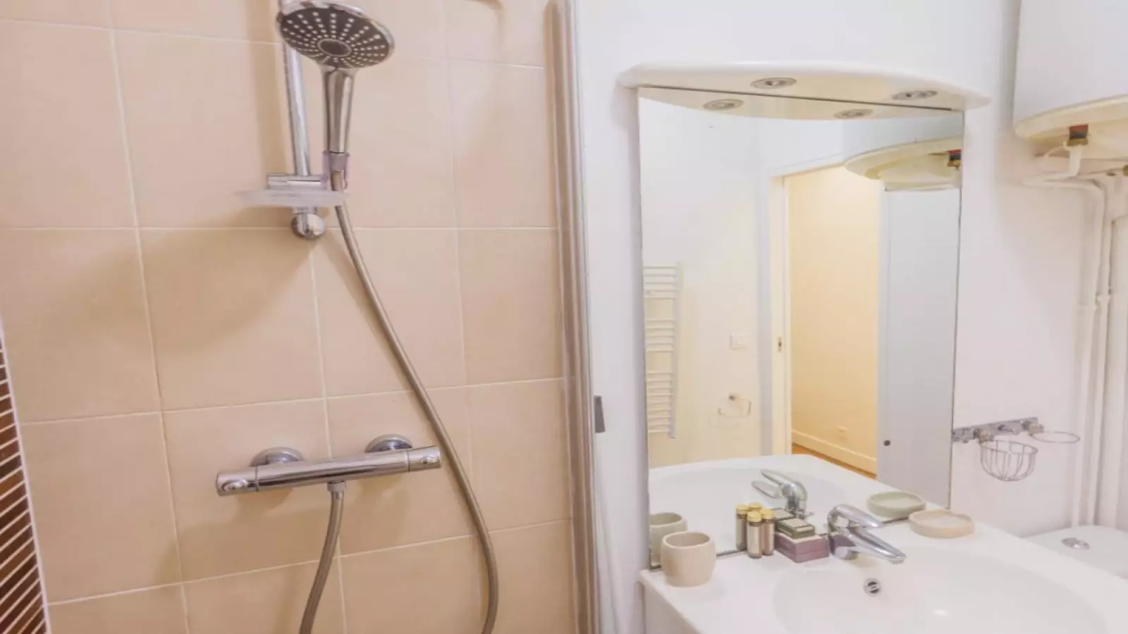 Appartement Rue Eugène Millon à Paris