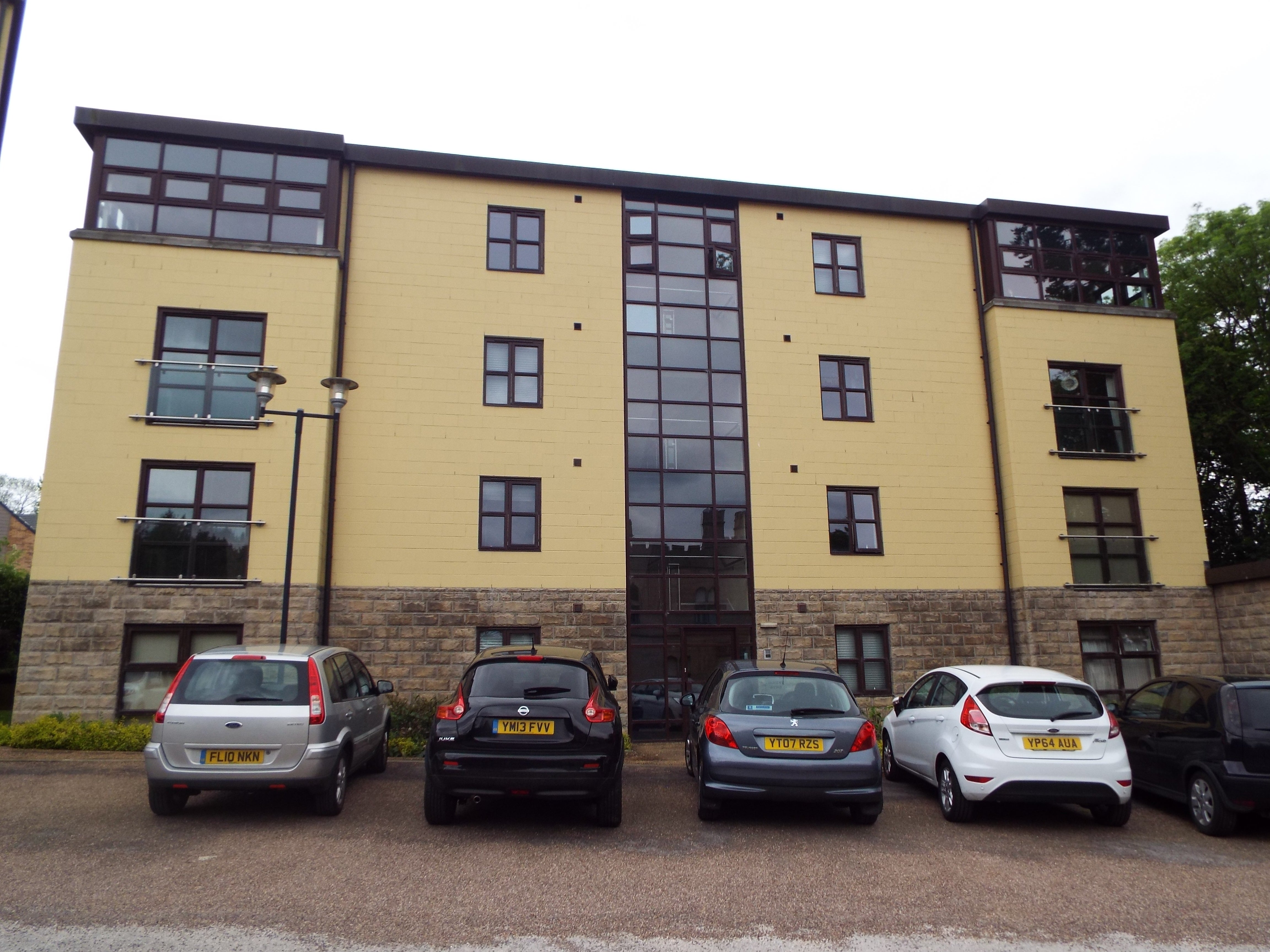 Flat Queens Mews in Deal
