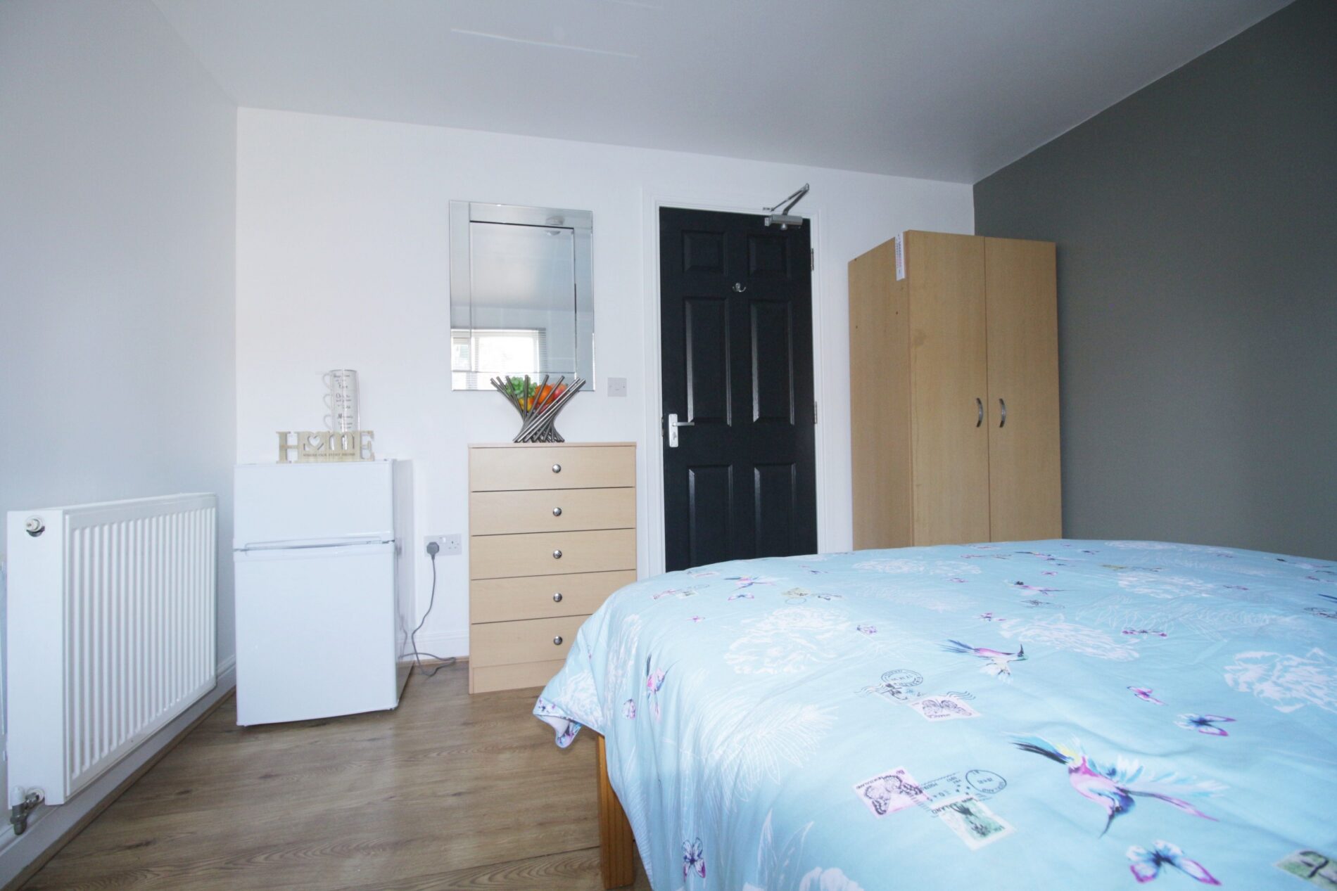Room Monks Road in Lincoln
