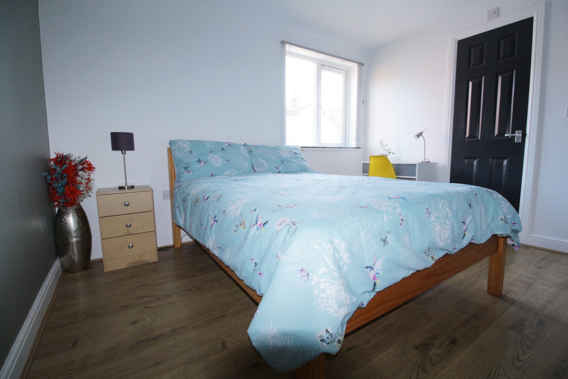 Room Monks Road in Lincoln