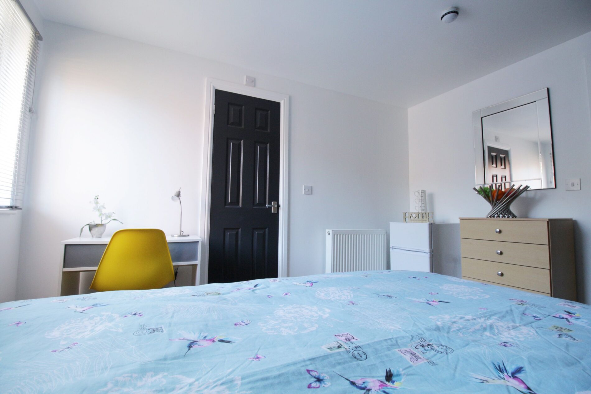 Room Monks Road in Lincoln