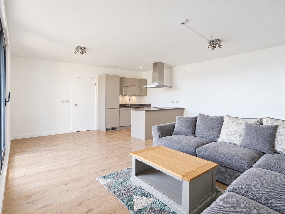 Flat Rotherhithe New Road in Greater London