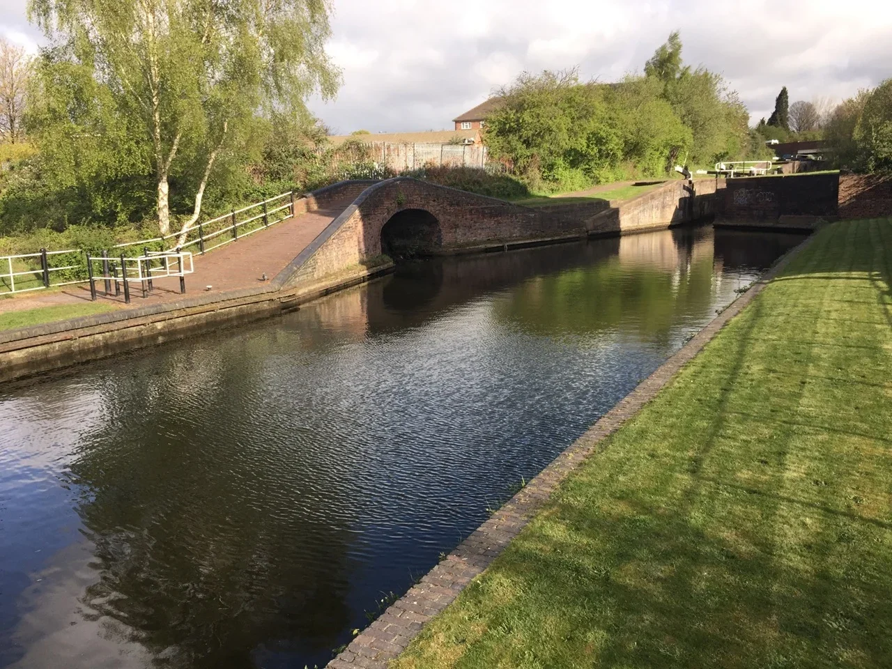 Flat Blue Lane West in Walsall