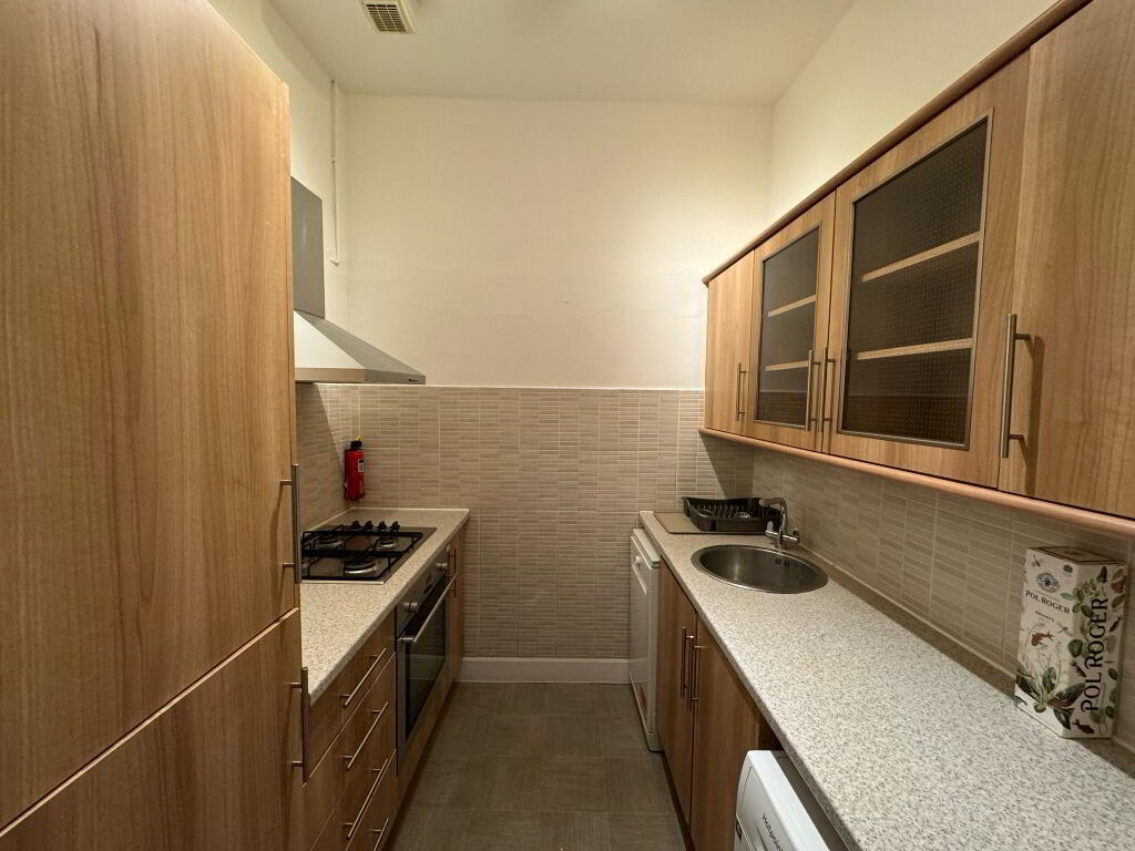 Flat New Mart Road in City of Edinburgh