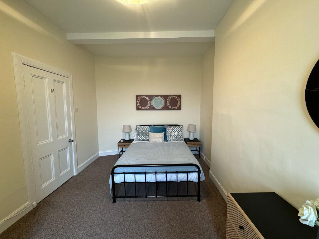 Flat New Mart Road in City of Edinburgh