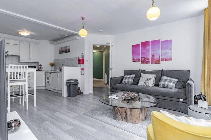 Flat Fleshmarket Close in City of Edinburgh