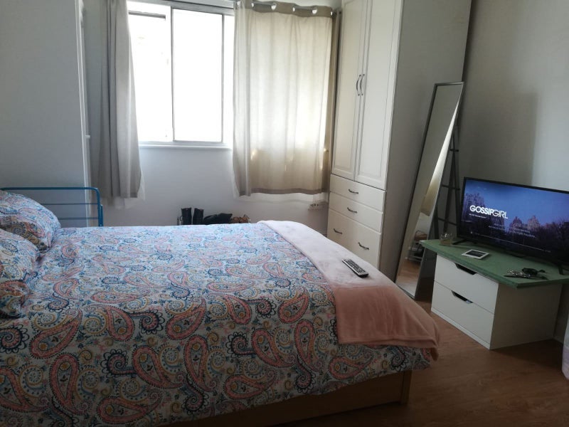 Room North End Road in Greater London