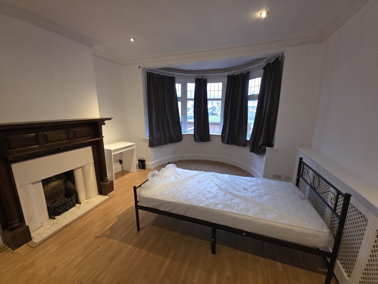 House Elgar Avenue in Greater London