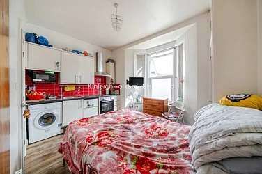 Flat Corbyn Street in Greater London