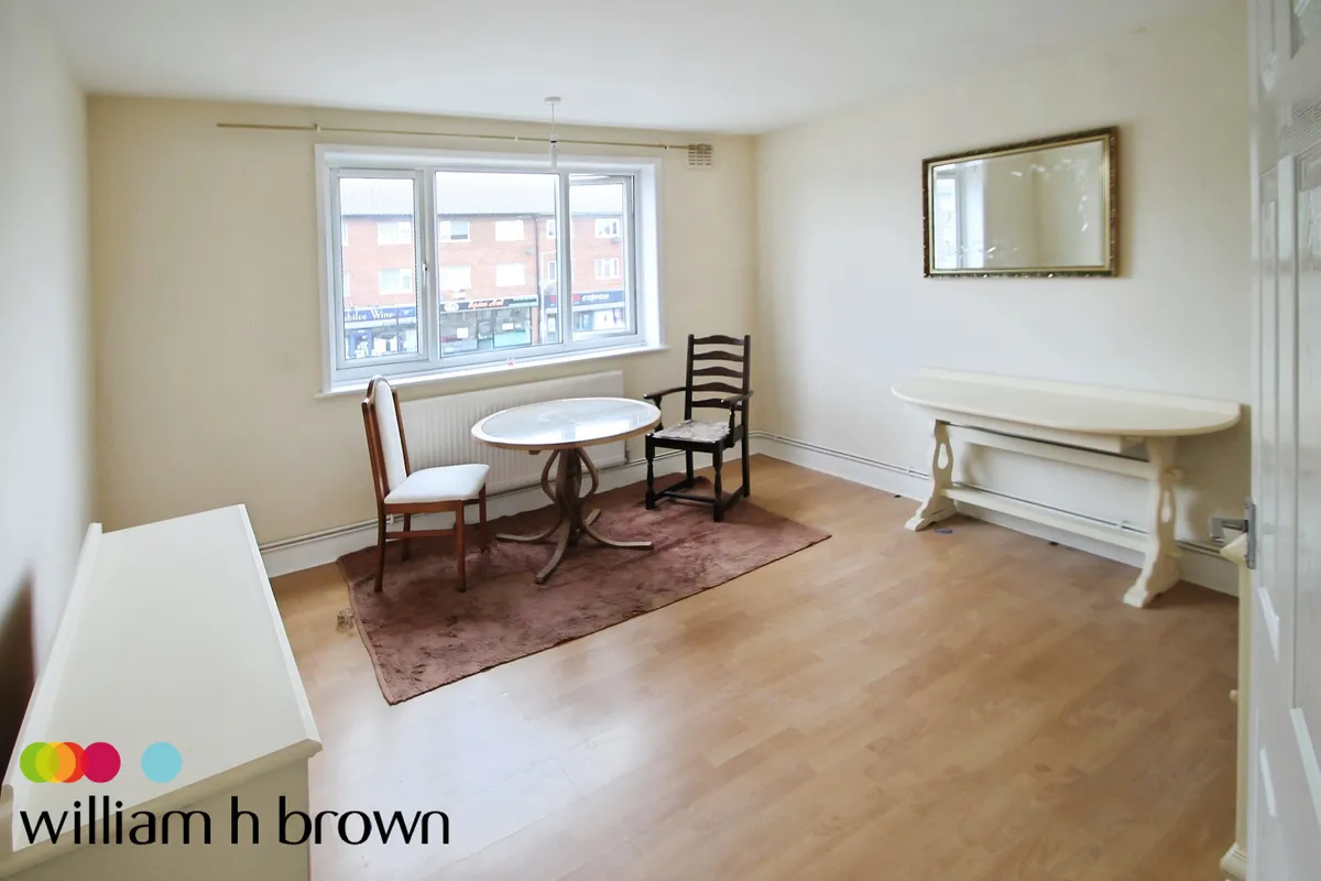 Flat Crammavill Street in Grays