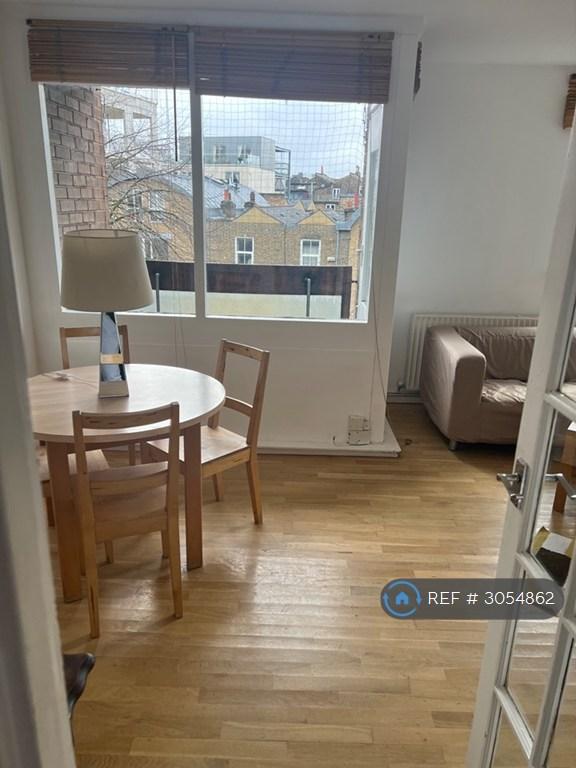 Flat Fenwick Place in Greater London