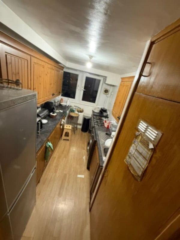 Room Leather Gardens in Greater London