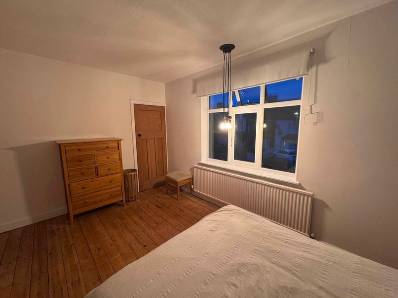 Room Kingsford Avenue in Nottingham