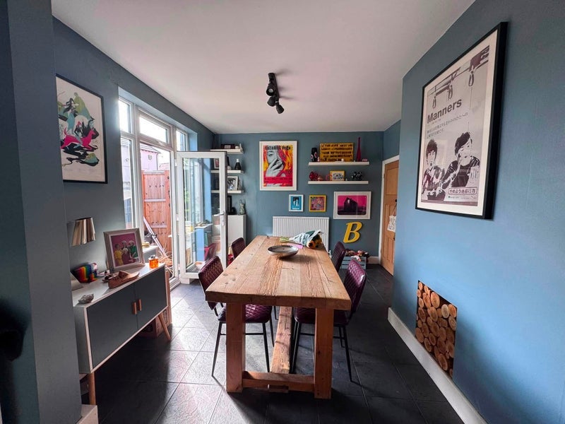 Room Kingsford Avenue in Nottingham