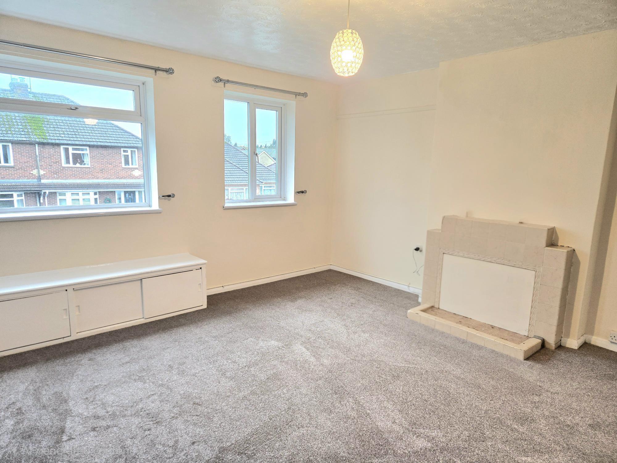 Flat Brashfield Road in Cherwell District